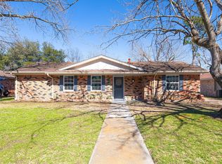 204 Stonegate St, Terrell, TX 75160