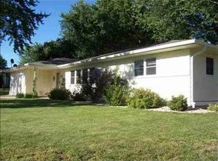 713 S Sycamore Ave, Marshfield, WI 54449