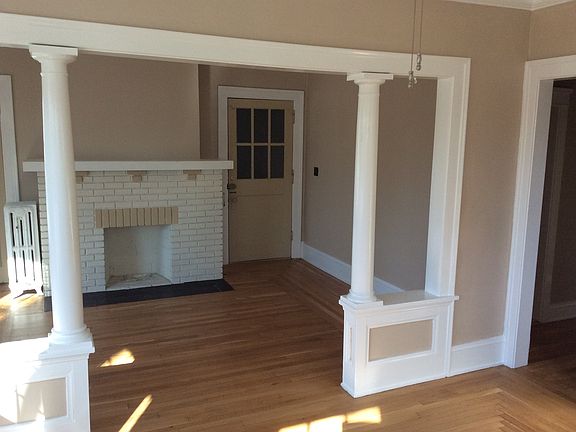 3rd image of 14908 Clifton Blvd APT 1