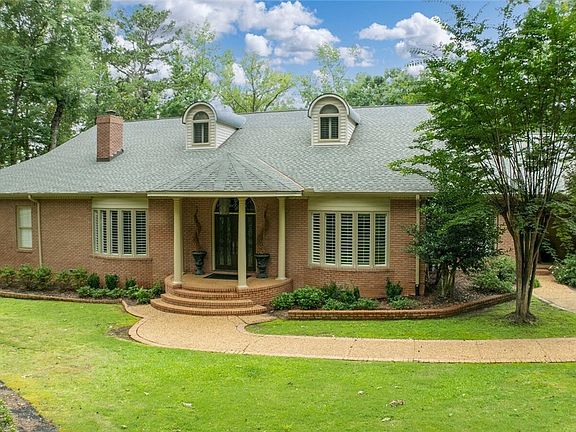 3rd image of 1 Ridgeland