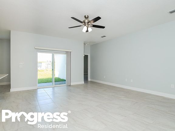 3rd image of 764 Leonardo Ct