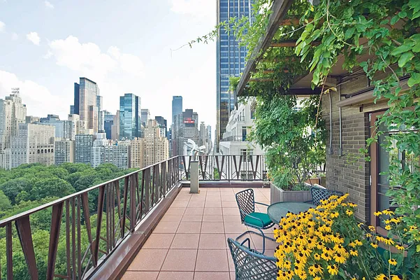 Sold by Stribling | media 7