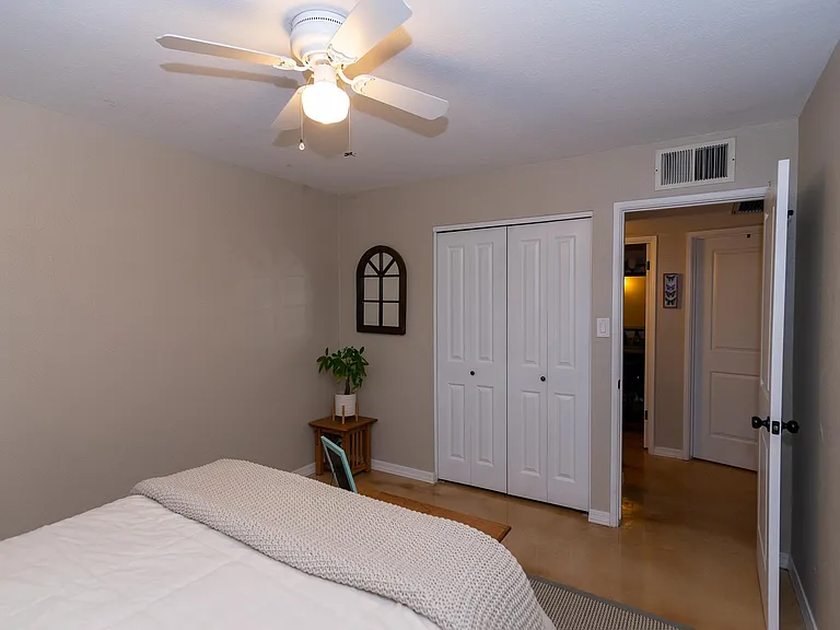 6644 E Latham St — Photo 23