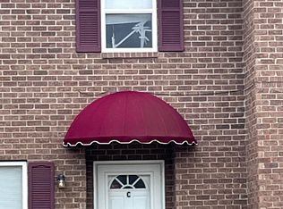 140 Coachman Ct APT D, Bowling Green, KY 42103
