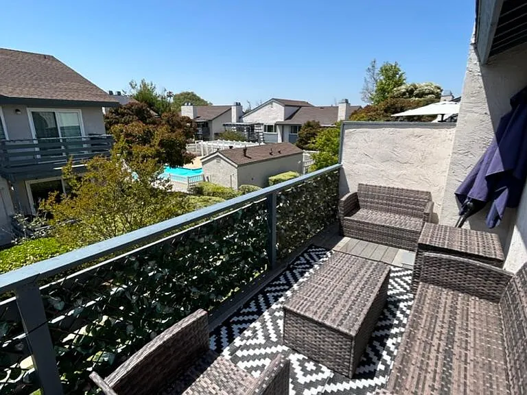 1489 Gustavo St #F — Photo 3