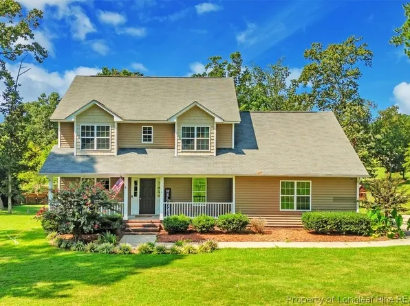314 Woods Ln, Raeford, NC 28376