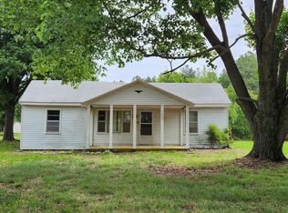 1020 Tinker Rd, Chase City, VA 23924