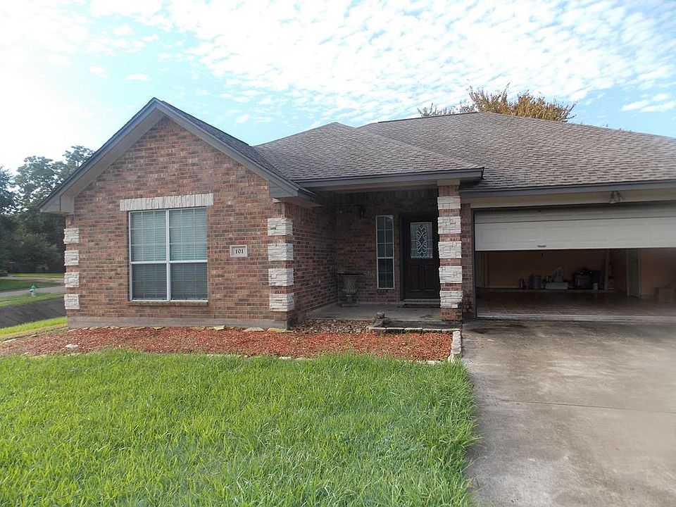 1st image of 101 Silver Bay Ln