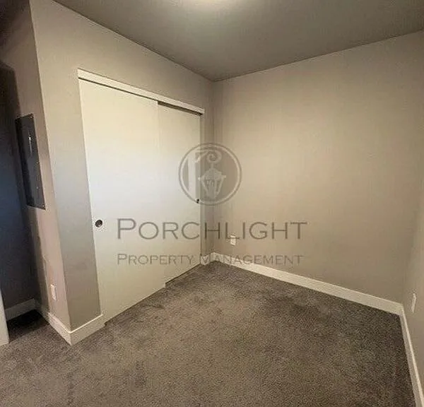 1882 Front St #1-302 — Photo 3