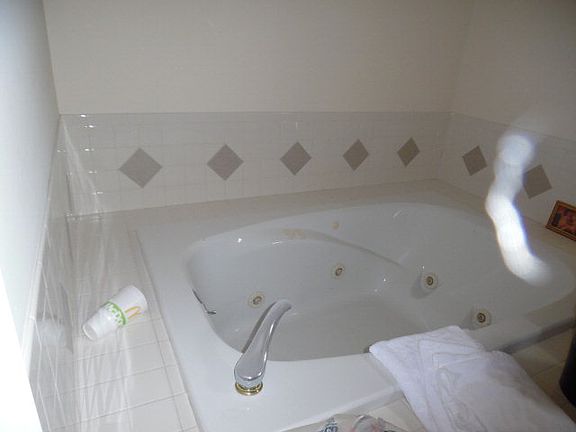 5th image of 1332 College Park Dr