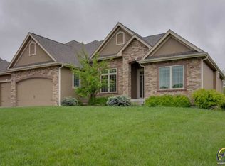 1138 SW New Forest Dr, Topeka, KS 66604