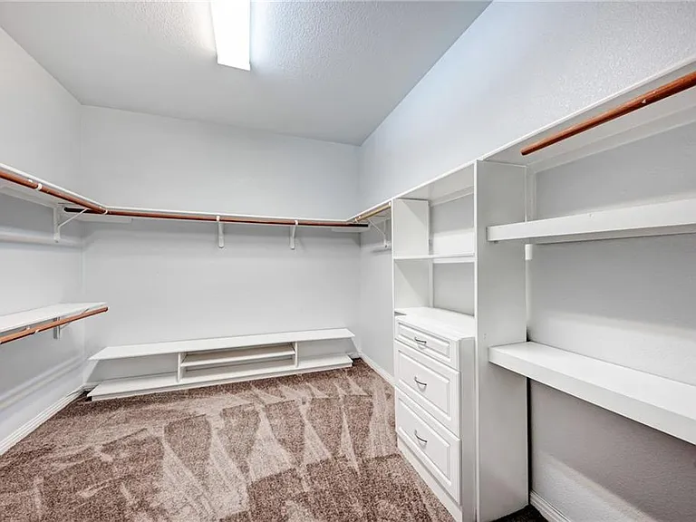604 Spanish Oak Ter — Photo 25