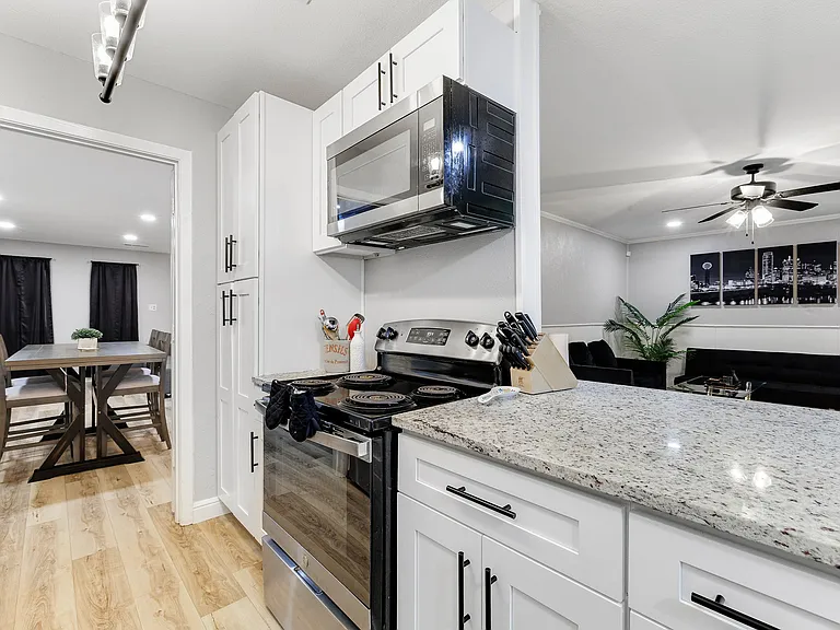 12814 Pandora Dr #12814 — Photo 10