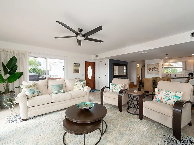 32 Hilton Haven Rd #9 — Photo 16