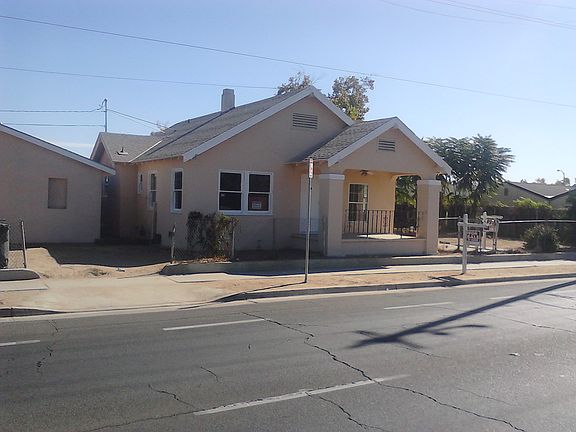 3rd image of 345 S Chestnut Ave