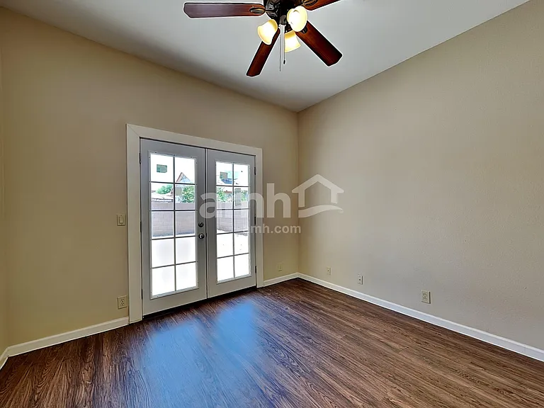 10235 W Missouri Ave — Photo 15