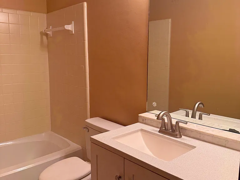 2928 Sanibel Dr — Photo 16