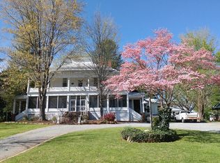 159 Harrison Ave, Franklin, NC 28734