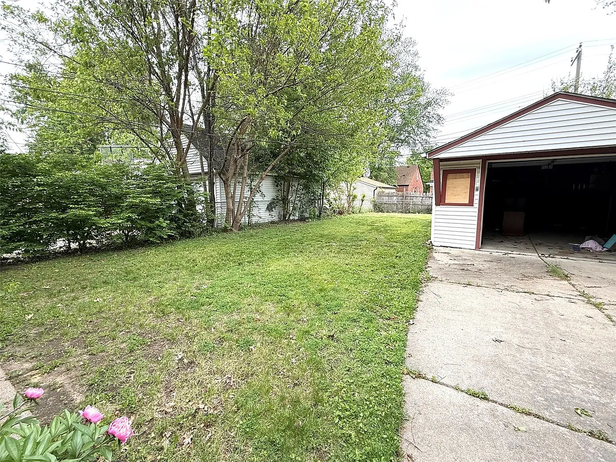 Building Photo - 1746 N Denwood St