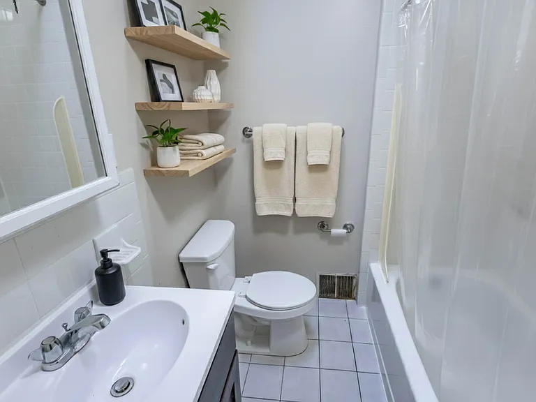 3929 Baltimore Ave — Photo 10