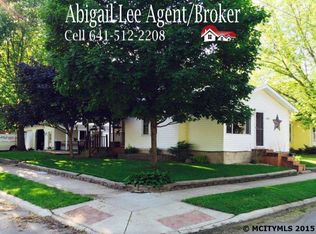 1442 N Hampshire Ave, Mason City, IA 50401