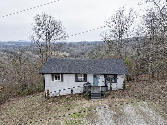 4th image of 201 Creeks Bend Dr