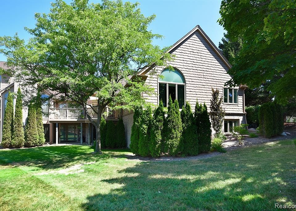 600 Deauville Ln, Bloomfield Hills, MI 48304 Zillow