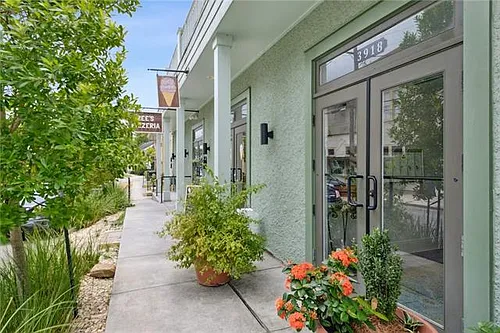 3918 Baronne St Photo 1