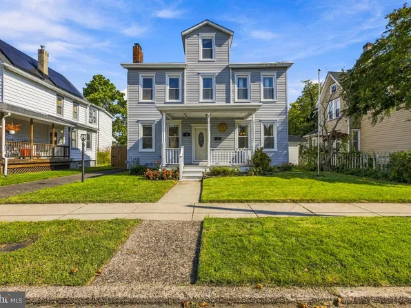 520 Broad St, Beverly, NJ 08010