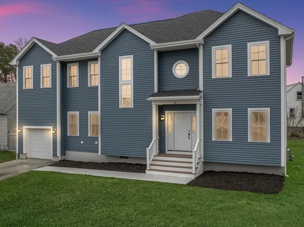 111 Prospect St, Dartmouth, MA 02748