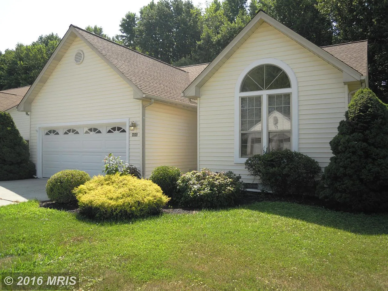 405 Arrow Wood Ct photo 1