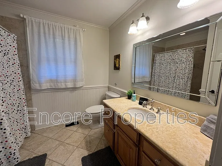 105 Baybrook Ct — Photo 21