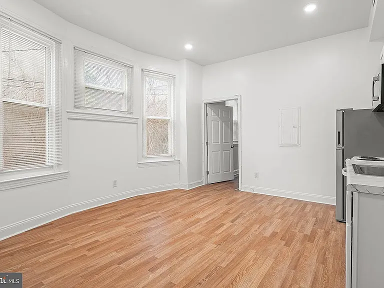 3521 N 21st St #1 — Photo 12