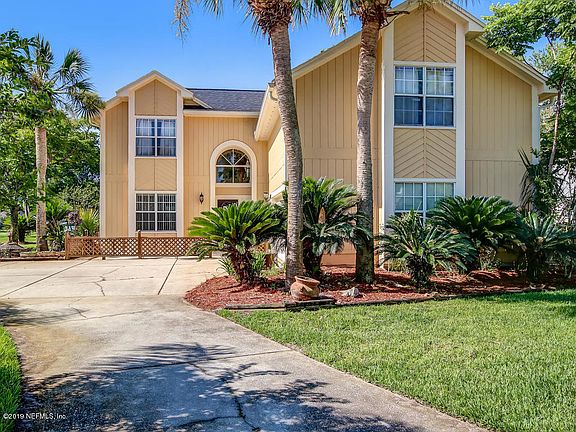 3rd image of 12784 Turtle Lake Ln