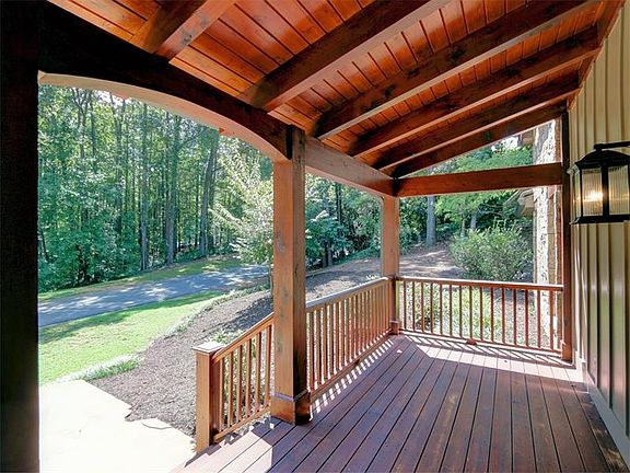 4th image of 2554 Hearthstone Cir