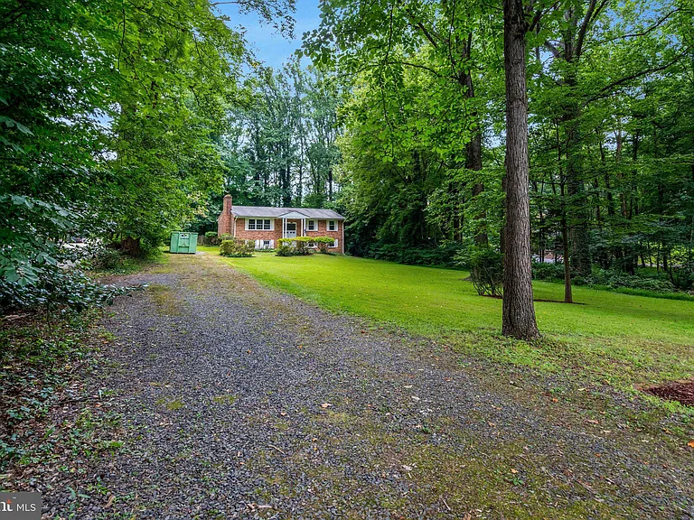 5315 Summit Dr — Photo 7