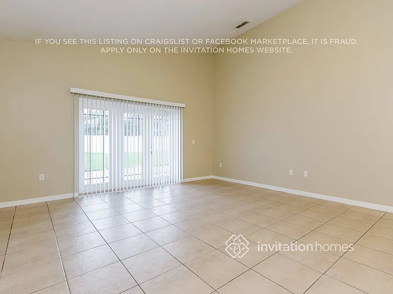 1129 Hacienda Cir — Photo 8
