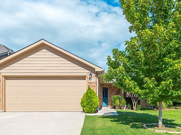 2nd image of 9032 Quarry Ridge Trl