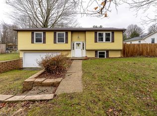 4138 Victory Ave NE, Louisville, OH 44641