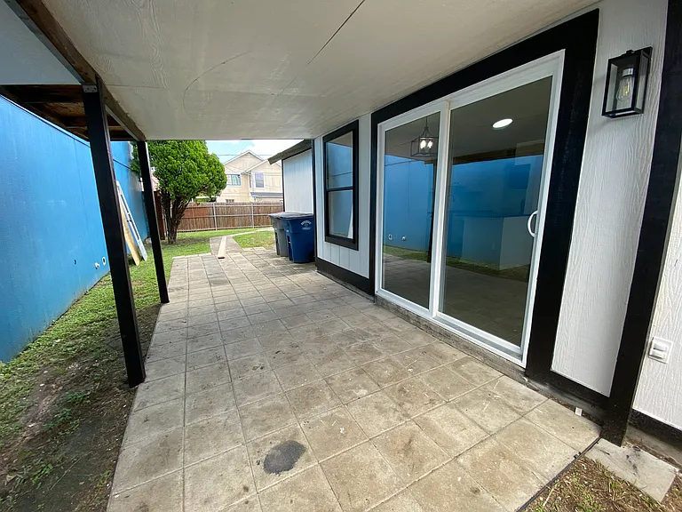 10355 Limestone Dr — Photo 15
