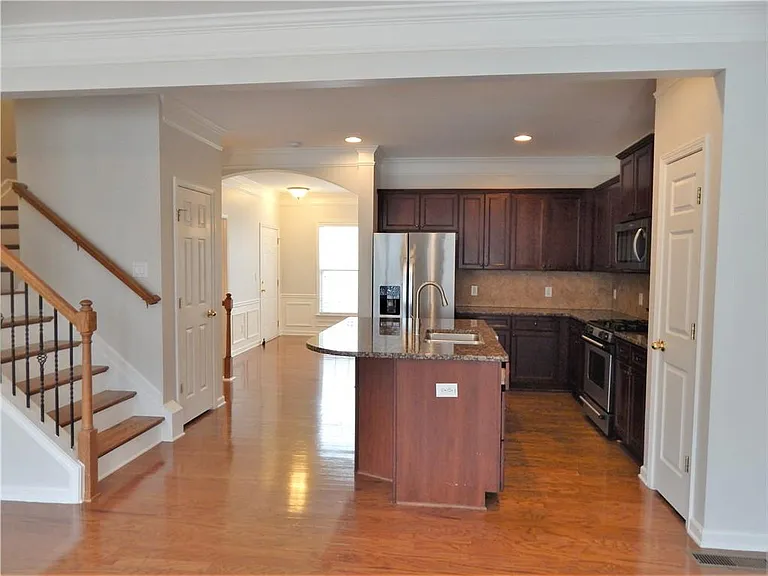 10829 Yorkwood St — Photo 18