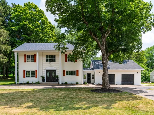 1948 Grange Hall Rd, Dayton, OH 45432