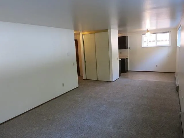 1 bed, 700 sqft, $1,525 — Photo 2
