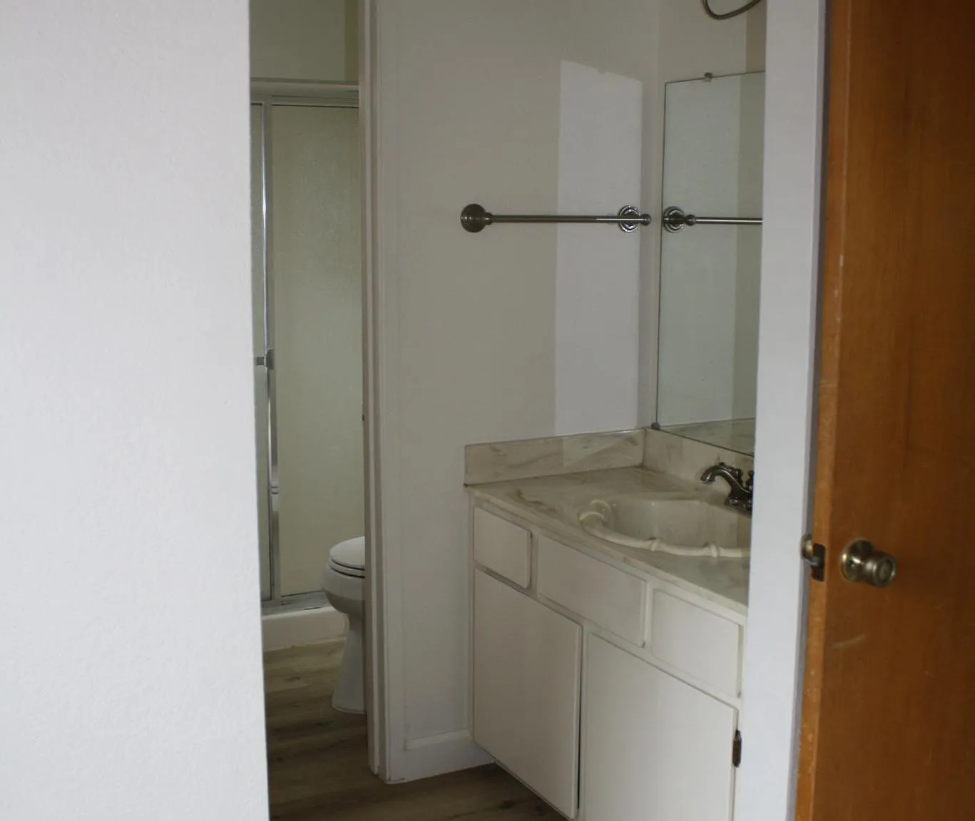 3 bed, 2.5 bath, 1386 sqft, $3,250 — Photo 3