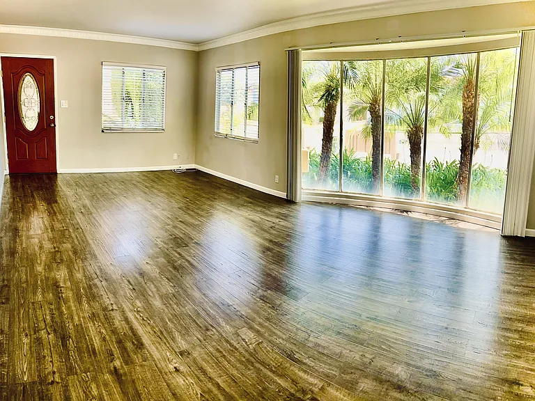 7921 Crenshaw Blvd #1 — Photo 4