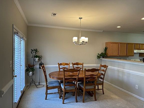 4th image of 4512 Beacon Hill Dr