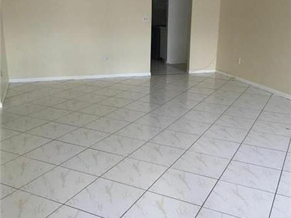 5th image of 4607 NW 185th St
