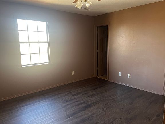 3rd image of 317 W 16th Ct APT A