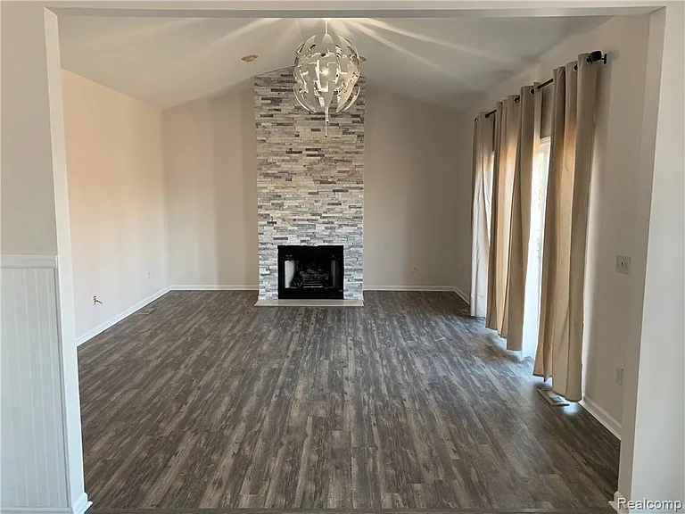 4783 Hickory Pointe Blvd — Photo 14