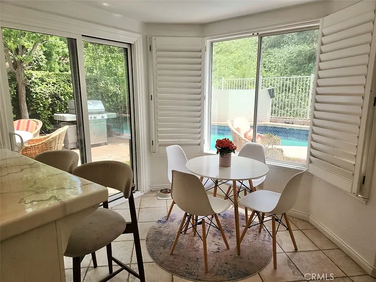 24718 Calle Serranona — Photo 10